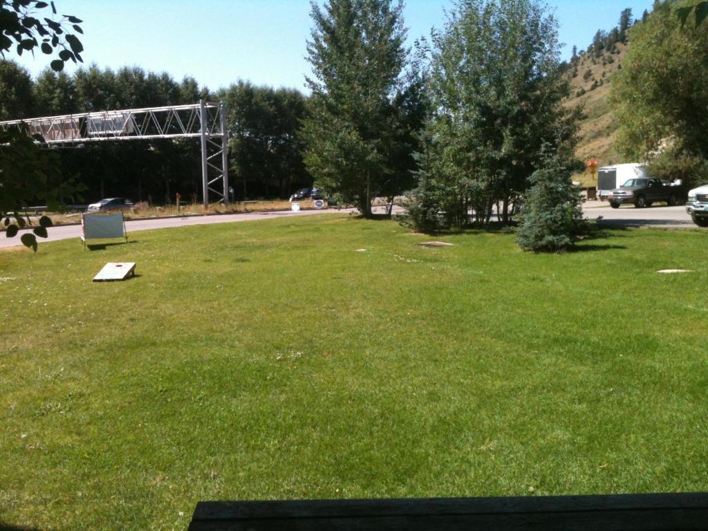 ג'קסון Teton Gables Motel מראה חיצוני תמונה